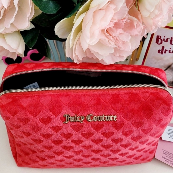 Juicy Couture Red Valor with Hearts Cosmetic Travel Bag New - Picture 12 of 14